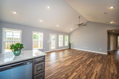 215 Ashton Dr, Moore, SC 29369 photo 10