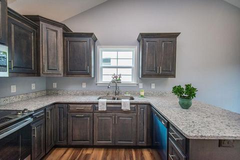 215 Ashton Dr, Moore, SC 29369 photo 11