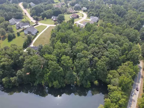 188 Roundstone Dr, Inman, SC 29349 photo 6