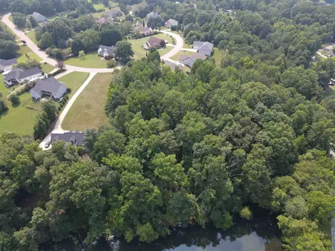188 Roundstone Dr, Inman, SC 29349 photo 5