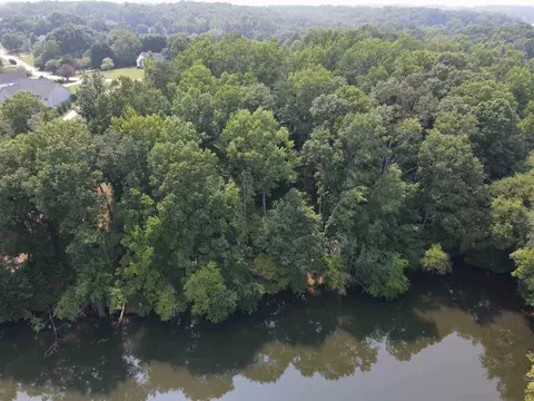 188 Roundstone Dr, Inman, SC 29349 photo 4