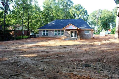 215 Lee Dr, Chesnee, SC 29323 photo 4