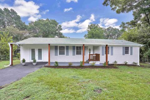 303 Tower Dr, Moore, SC 29369 photo 1