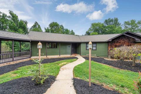940 Christopher Rd, Campobello, SC 29322 photo 2