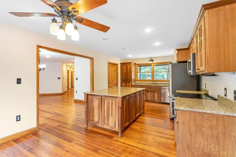 940 Christopher Rd, Campobello, SC 29322 photo 9