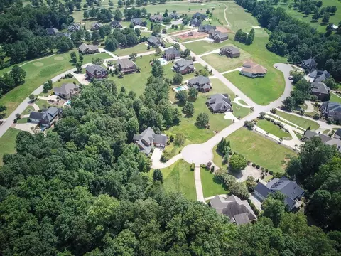 220 E Caledonia Ct, Inman, SC 29349 photo 10