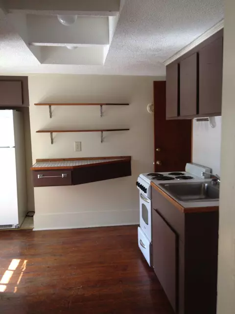 223 E Jefferies St, Gaffney, SC 29340 photo 6