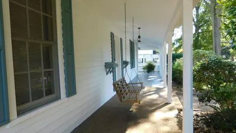 223 E Jefferies St, Gaffney, SC 29340 photo 3