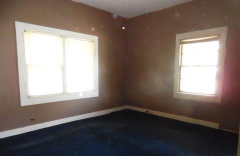 35 Chestnut St, Startex, SC 29377 photo 2