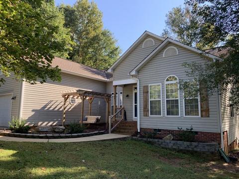 129 Graystone Dr, Moore, SC 29369 photo 1