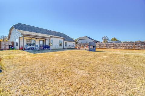 423 Dickson Rd, Campobello, SC 29322 photo 14