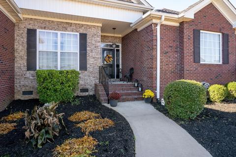 132 Deyoung Meadows Dr, Greer, SC 29651 photo 3