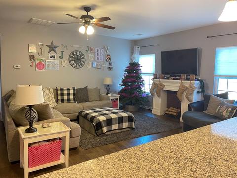 610 Winward Ln, Duncan, SC 29334 photo 4
