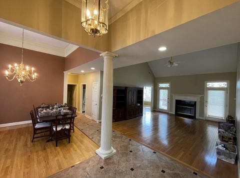309 E Killarney Lk, Moore, SC 29369 photo 2