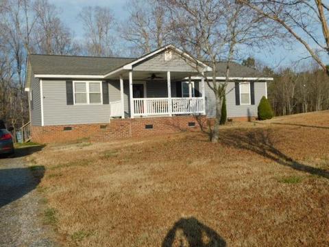 196 Foxfire Dr, Gaffney, SC 29340 photo 1