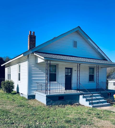 24 Chestnut St, Startex, SC 29377 photo 1