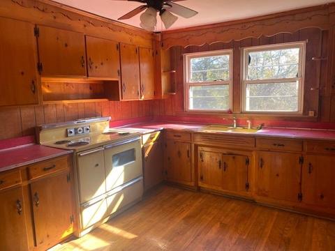 13 Spruce St, Startex, SC 29377 photo 11