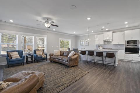 107 Enclave Dr, Greer, SC 29651 photo 9