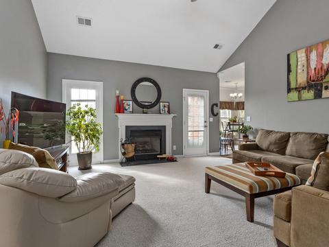 409 Glen Crest Dr, Moore, SC 29369 photo 4