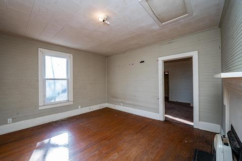 150 Pine St, Clinton, SC 29325 photo 8
