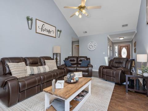 213 Ashton Dr, Moore, SC 29369 photo 5