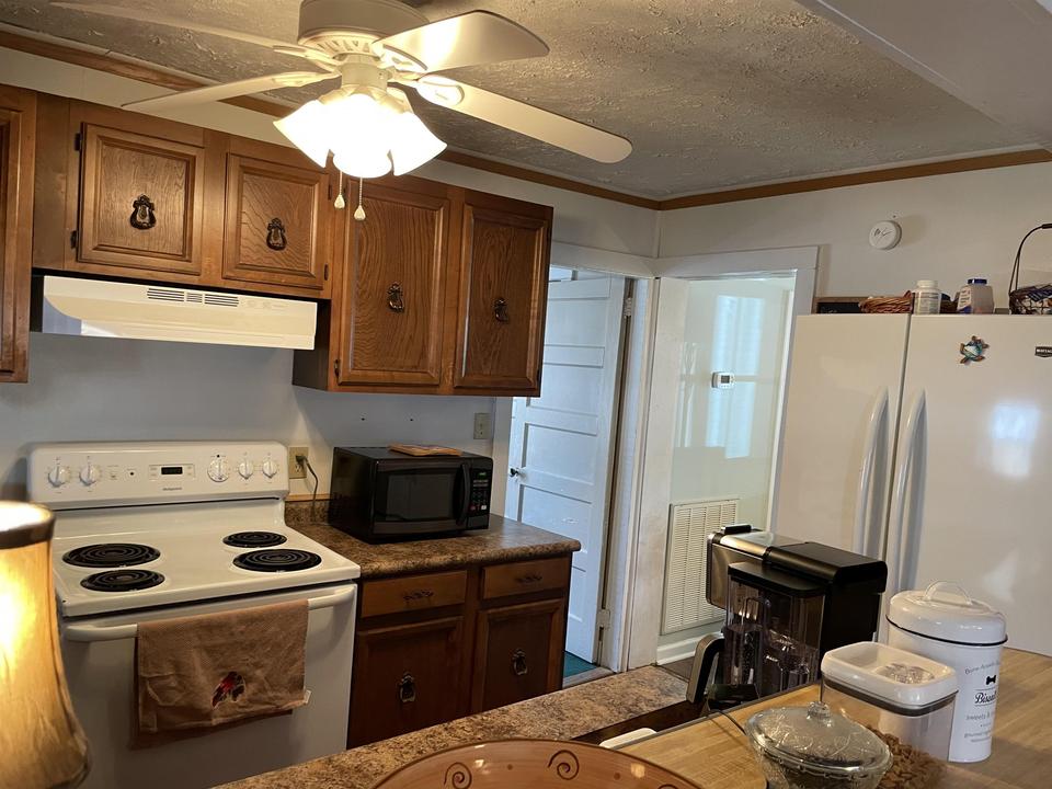  991 E Main St, Pacolet, SC 29372 photo 14