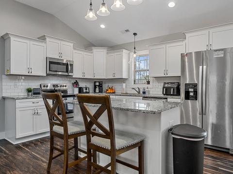 439 Dickson Rd, Campobello, SC 29322 photo 9