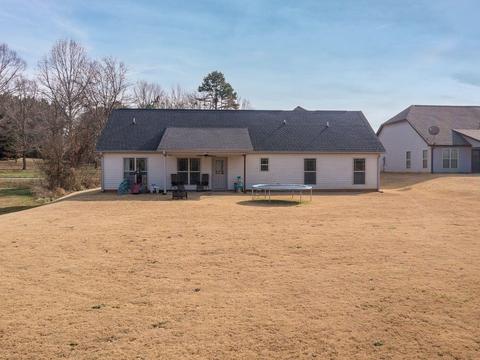 439 Dickson Rd, Campobello, SC 29322 photo 25