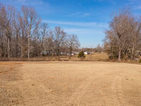 439 Dickson Rd, Campobello, SC 29322 photo 26