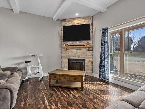 439 Dickson Rd, Campobello, SC 29322 photo 8