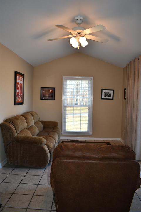 140 Sheraton Loop, Gaffney, SC 29341 photo 2