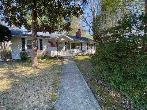 70 Laurel Ave, Tryon, NC 28782 photo 1