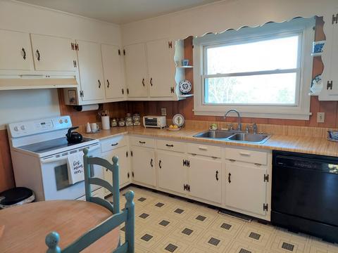 211 Sunset Dr, Easley, SC 29640 photo 9