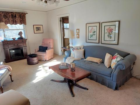 211 Sunset Dr, Easley, SC 29640 photo 4
