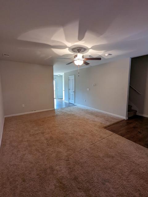 219 Crescent Cir, Duncan, SC 29334 photo 2