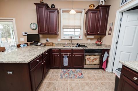 520 Dillon St, Chesnee, SC 29323 photo 10