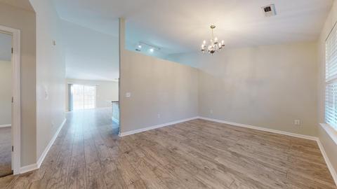 817 E Yorkswell Ct, Moore, SC 29369 photo 5