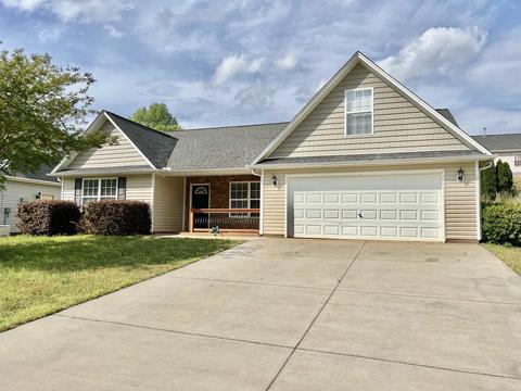 817 E Yorkswell Ct, Moore, SC 29369 photo 1