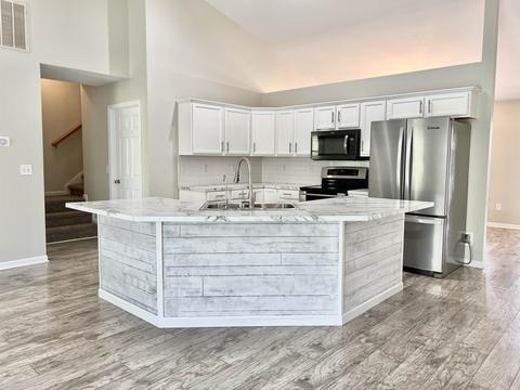817 E Yorkswell Ct, Moore, SC 29369 photo 11