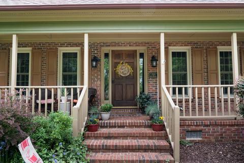 226 Donegal Dr, Moore, SC 29369 photo 2