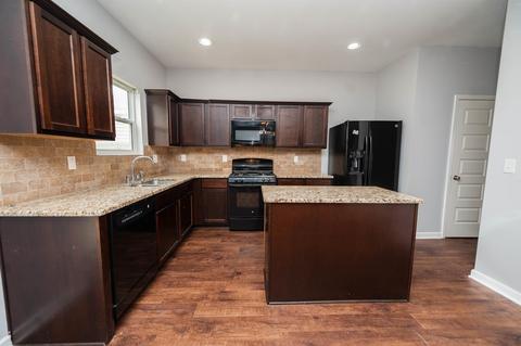 2037 Pomerol Dr, Moore, SC 29369 photo 4