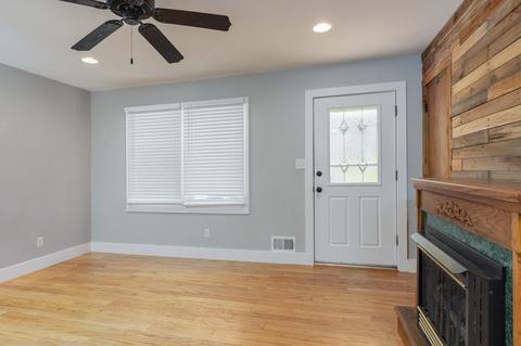 912 E Main St, Duncan, SC 29334 photo 11