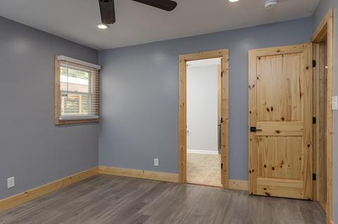 912 E Main St, Duncan, SC 29334 photo 4