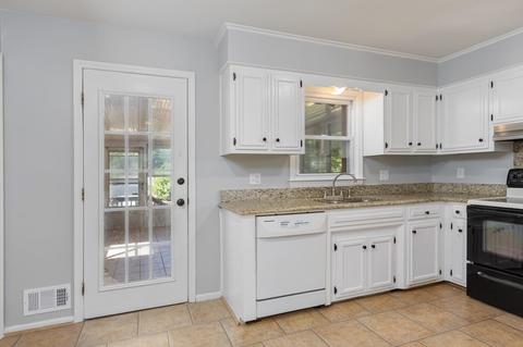 912 E Main St, Duncan, SC 29334 photo 14