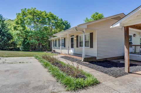 912 E Main St, Duncan, SC 29334 photo 8