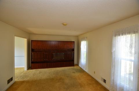 120 Jay Cir, Moore, SC 29369 photo 3