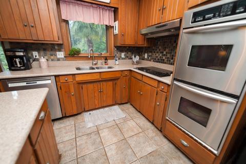 205 Riveredge Dr, Moore, SC 29369 photo 5