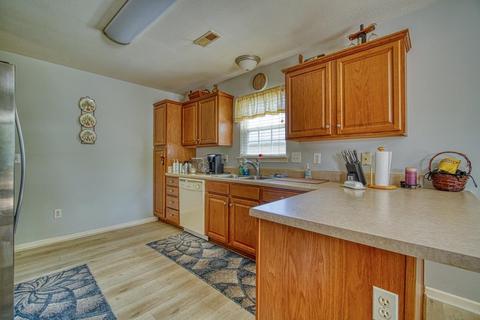 155 Maximus Dr, Greer, SC 29651 photo 13