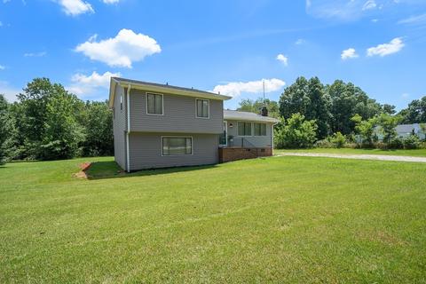 2407 E Tyger Bridge Rd, Greer, SC 29651 photo 3
