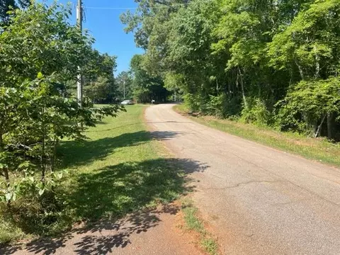 477 Eaves Rd, Whitmire, SC 29178 photo 7